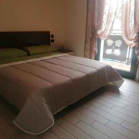 Alloggio Da Virginia Bed & Breakfast Taglio di Po Dış mekan fotoğraf