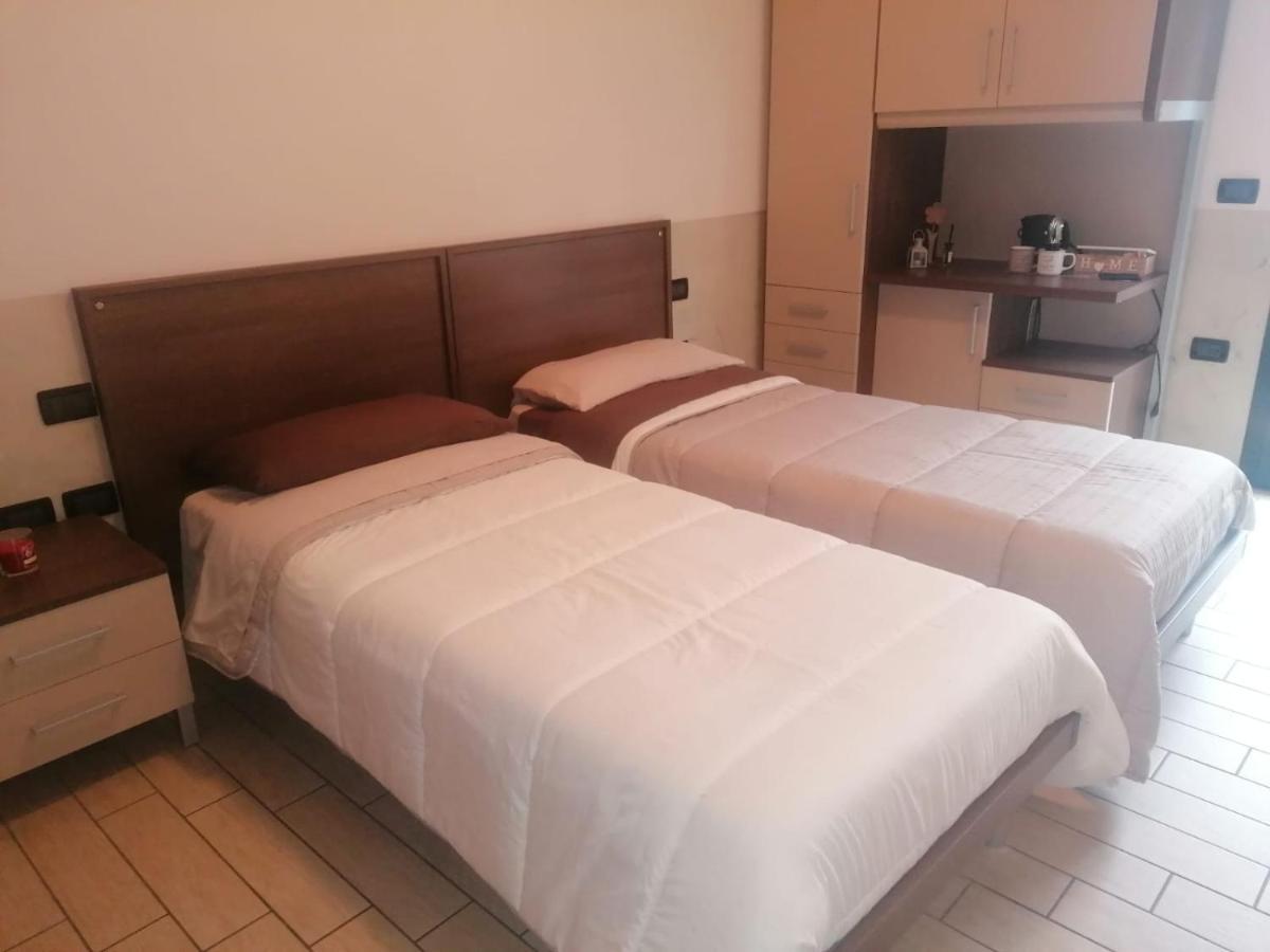 Alloggio Da Virginia Bed & Breakfast Taglio di Po Dış mekan fotoğraf